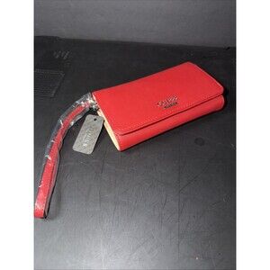 NWT GUESS Los Angeles Red Saffiano Wristlet Clutch Wallet Detachable Strap New